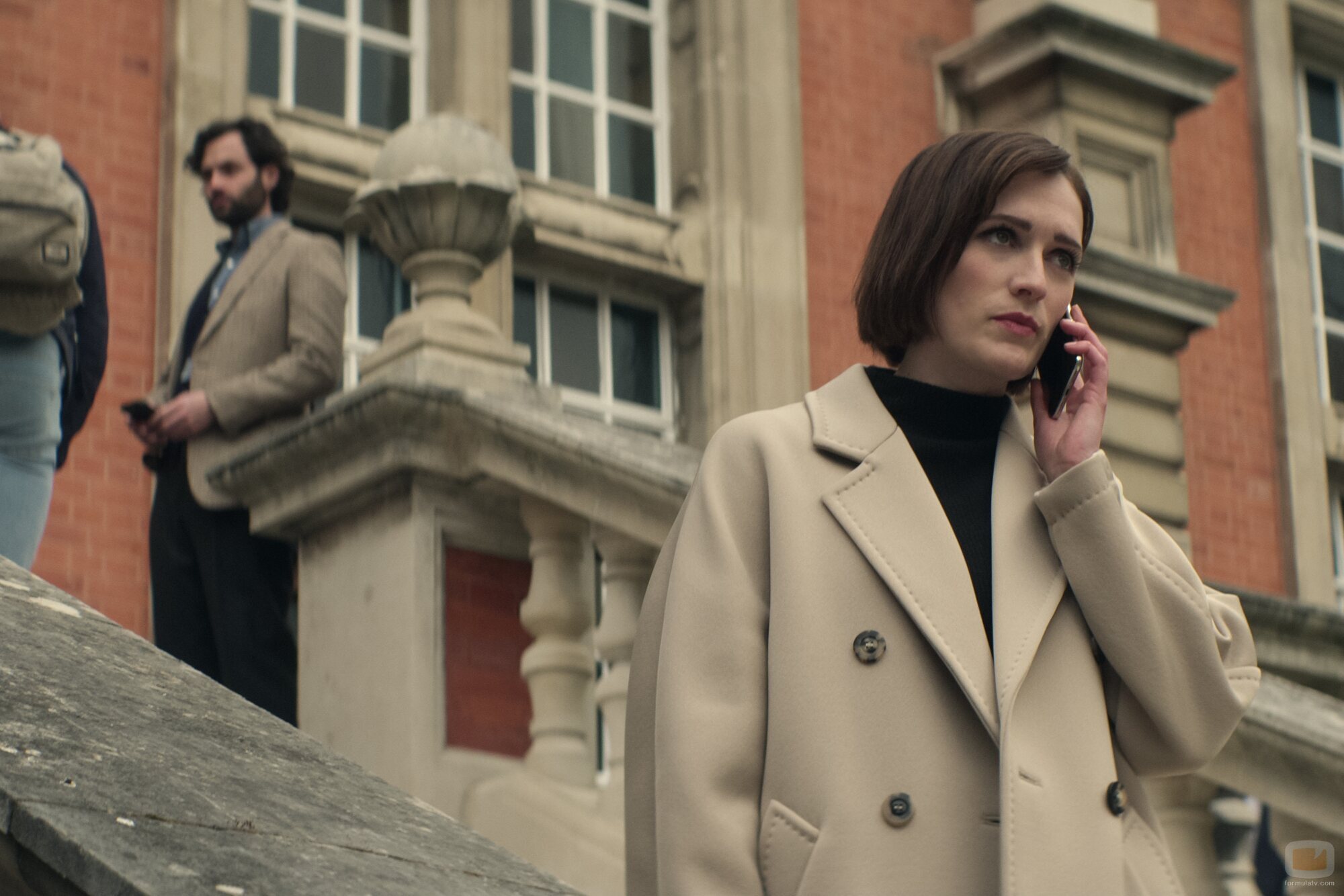 Charlotte Ritchie en el 4x02 de 'You'