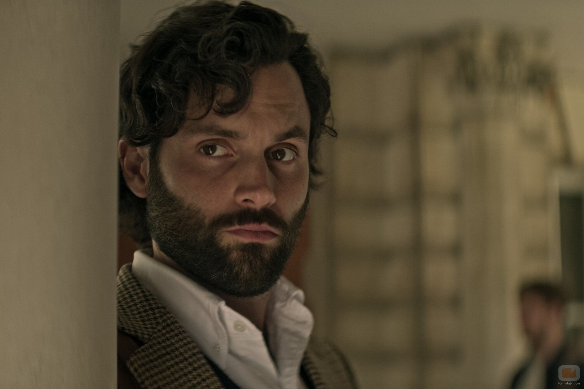 Penn Badgley en 'Cómete a los ricos' de 'You'
