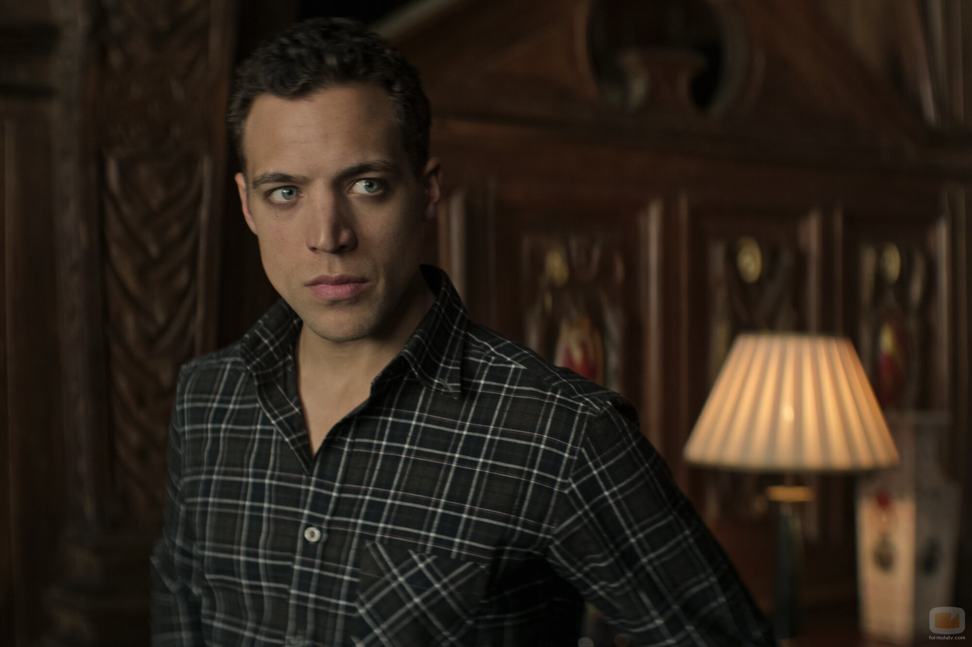 Still de Ben Wiggins en 4x04 'Hampsy' de 'You'