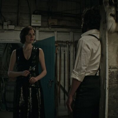 Penn Badgley y Charlotte Ritchie en 4x05 titulado 'El zorro y el sabueso' de 'You'