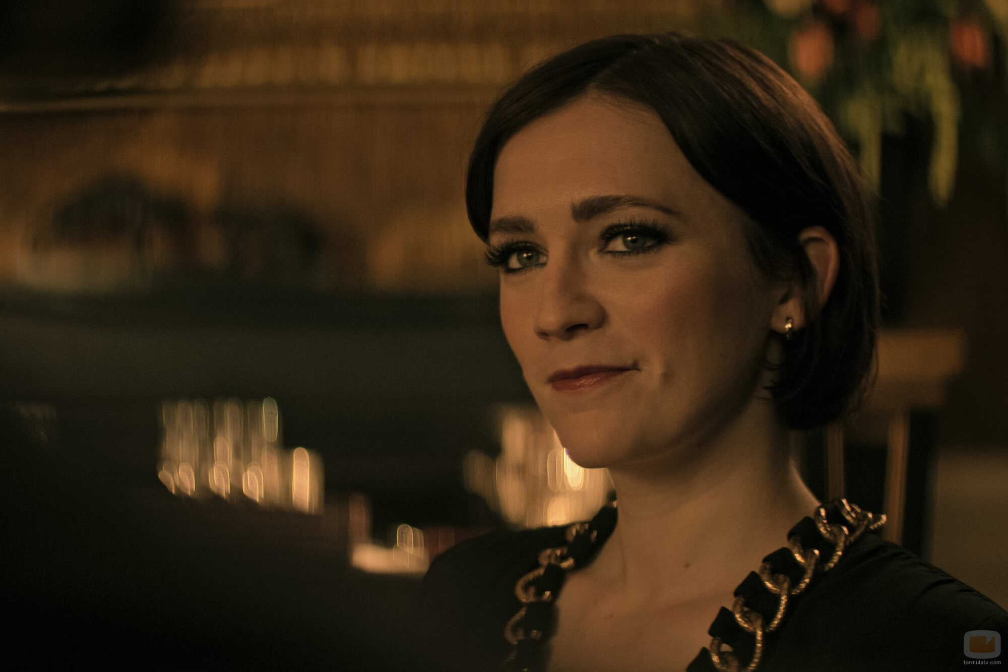 Charlotte Ritchie en Capítulo 7 titulado 'Hombre bueno, mundo cruel' de 'You'