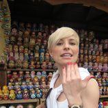 Soraya visita el Mercado de Izmailovo en Moscú