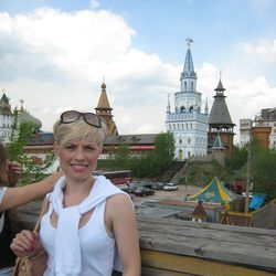 Soraya visita el Mercado de Izmailovo