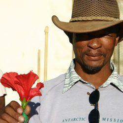 Índigenas de 'Perdidos en la Tirbu', según la Fundación CEAR