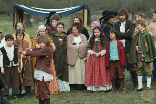 Guillermo Campra con un arco en 'Águila Roja'