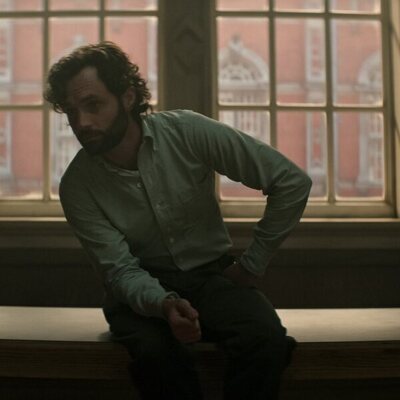 Penn Badgley en Capítulo 10 titulado 'La muerte de Jonathan Moore' de 'You'