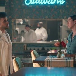 Anneliese Judge y Chris Medlin en el 3x08 de 'Sweet Magnolias'