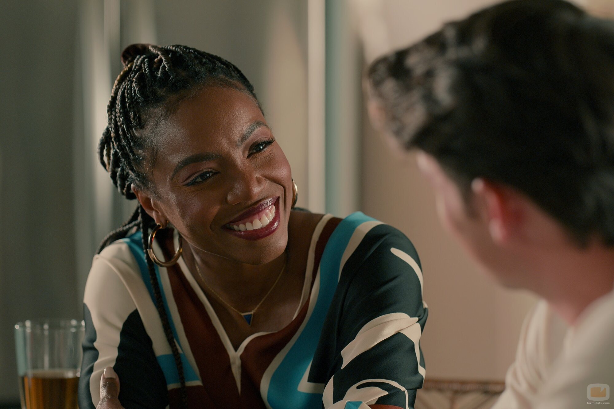 Heather Headley en 3x09 'El teléfono estropeado' de 'Sweet Magnolias'