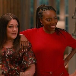 Brooke Elliott y Heather Headley en el 3x10 de 'Dulces Magnolias'
