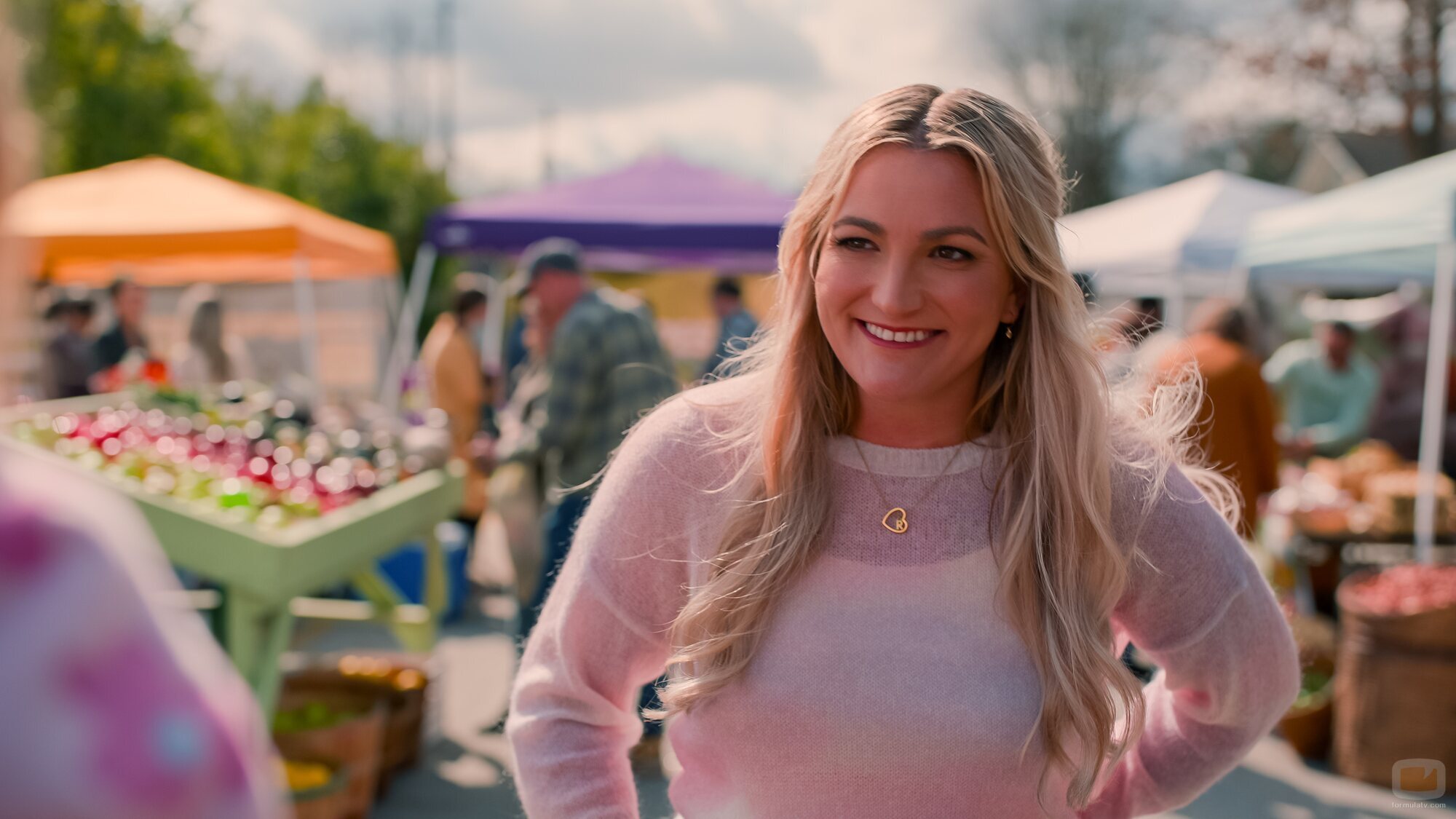 Jamie Lynn Spears en 4x01 'Al otro lado del velo' de 'Sweet Magnolias'