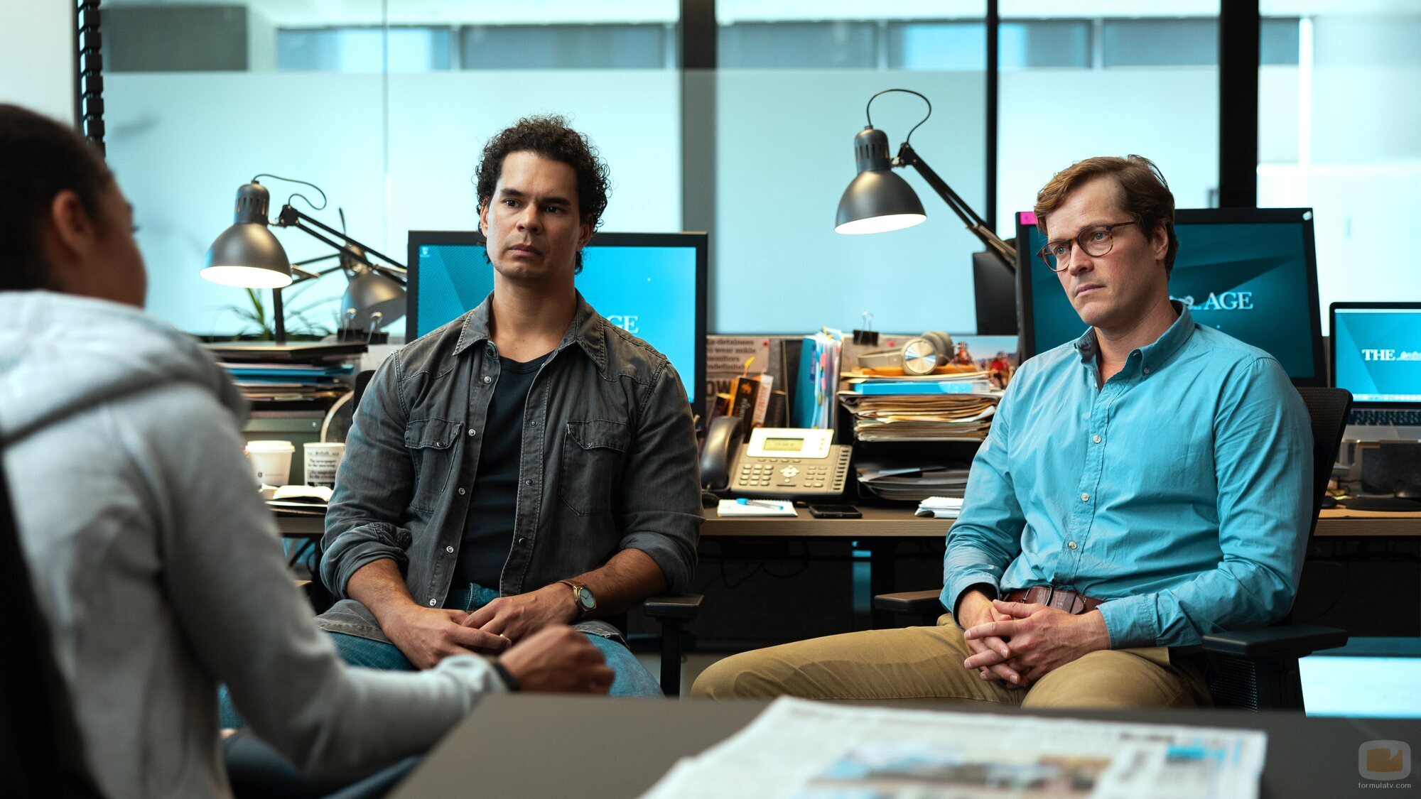 Mark Coles Smith y Richard Davies en Capítulo 1 titulado 'Toxicidad' de 'Vinagre de manzana'