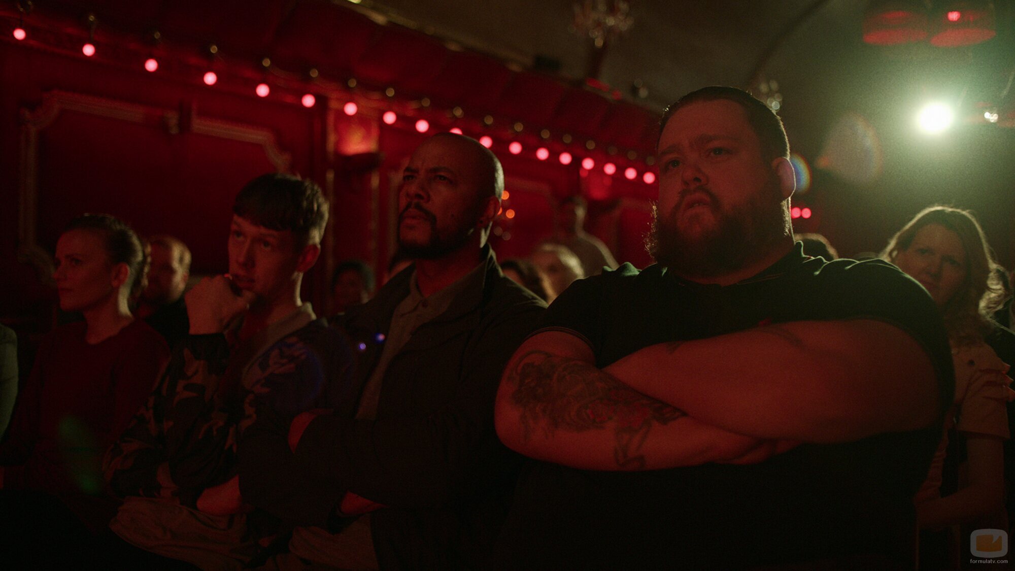 Danny Kirrane en el 1x06 de 'Mi reno de peluche'
