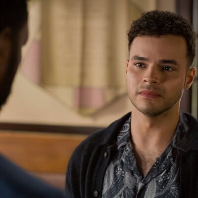 Chris Medlin en 4x04 'Cuán grande es Él' de 'Sweet Magnolias'
