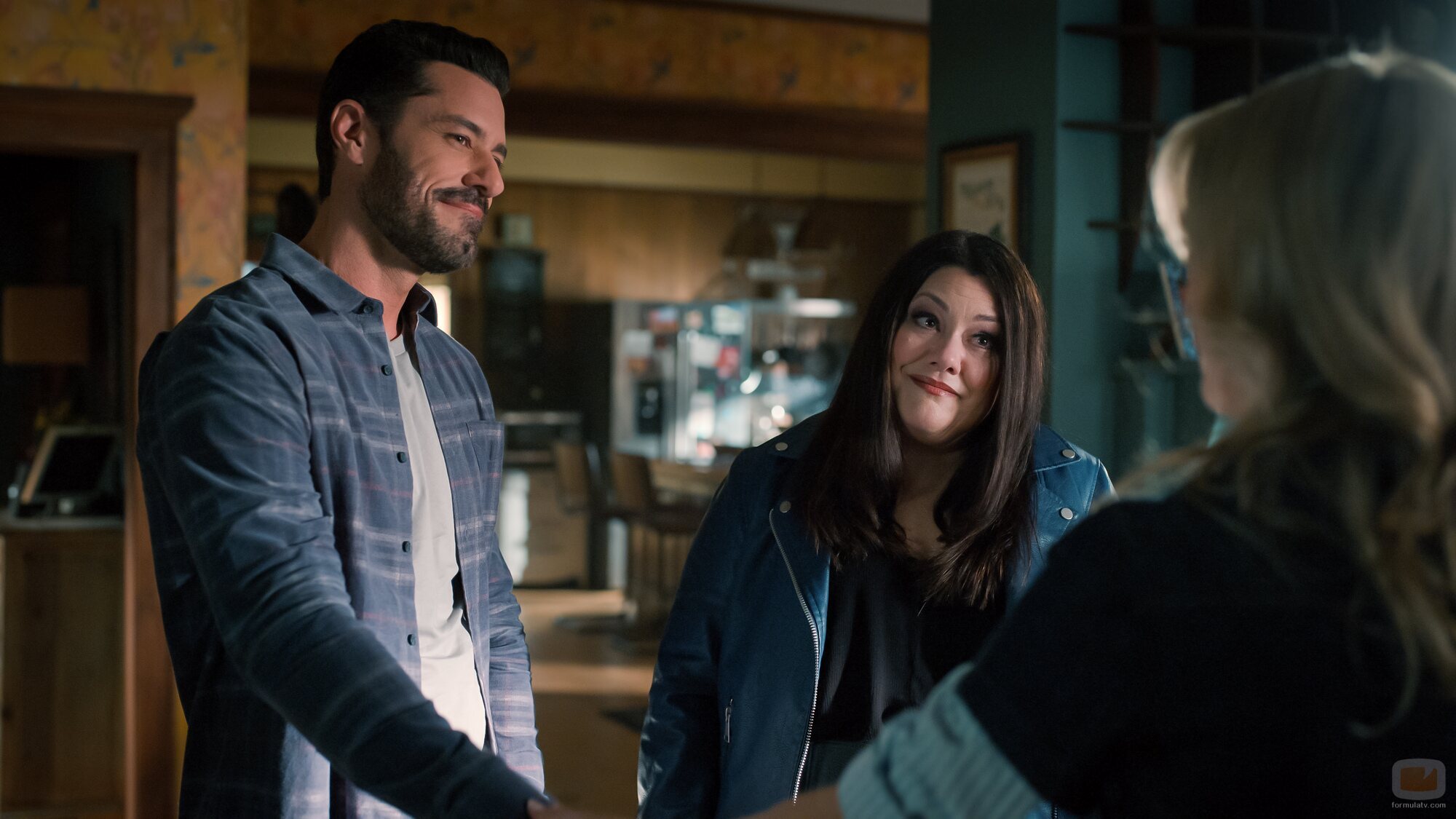 Brooke Elliott y Brandon Quinn en Capítulo 5 titulado 'Sin perder el norte' de 'Sweet Magnolias'