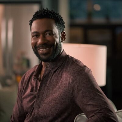 Dion Johnstone en el 4x06 de 'Dulces Magnolias'