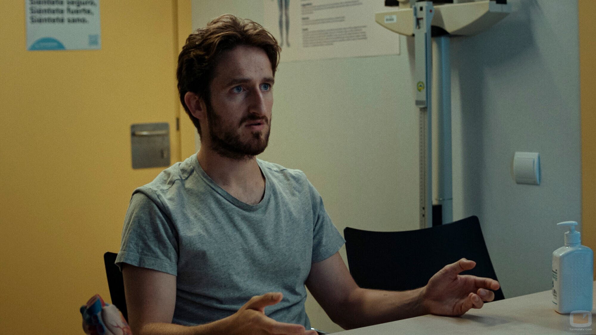 Foto de Joan Amargós en 1x01 titulado 'Eros y tanatorio' de 'A muerte'