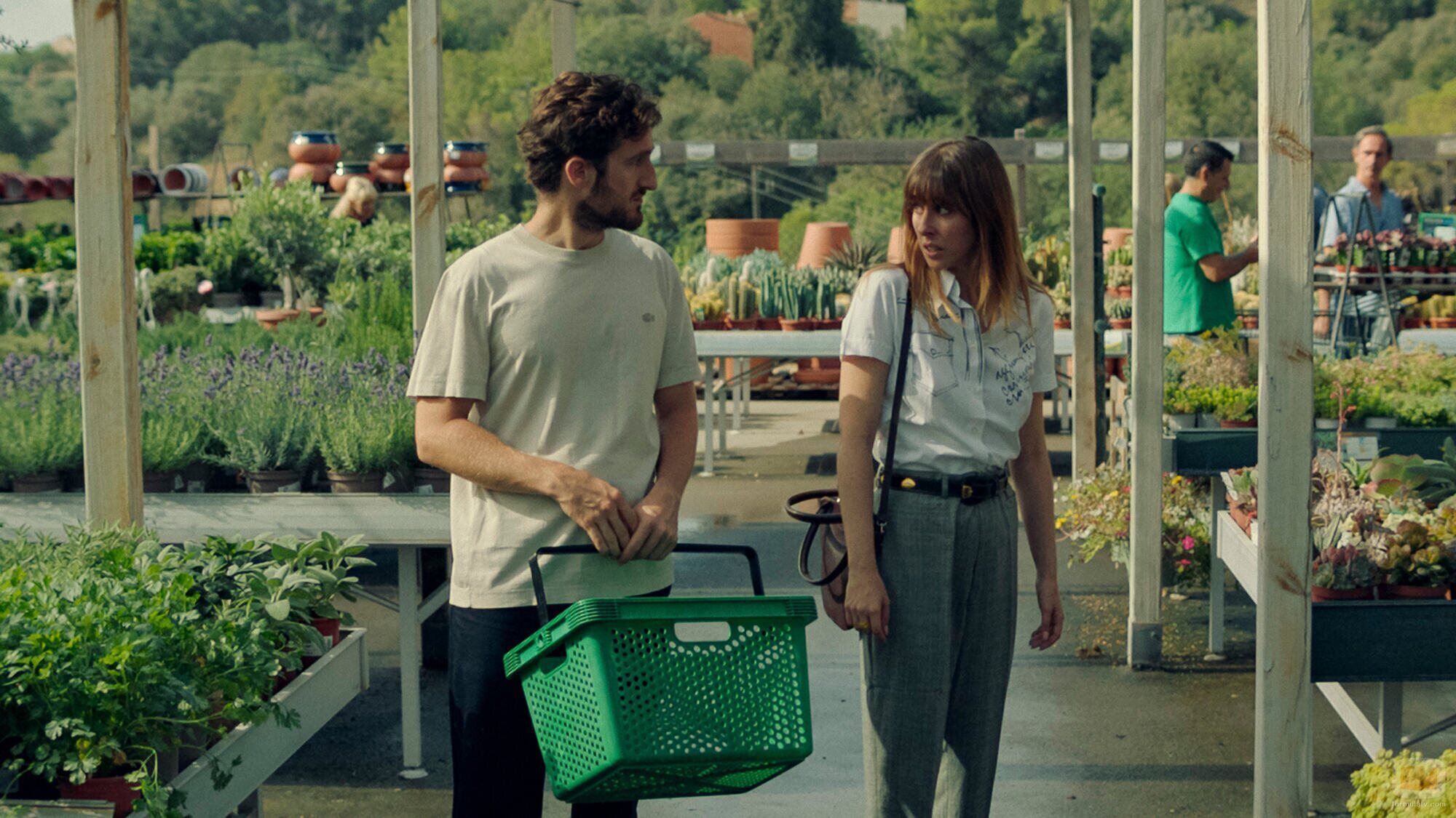 Paula Malia y Joan Amargós en 'Eros y tanatorio' de 'A muerte'