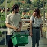 Paula Malia y Joan Amargós en 'Eros y tanatorio' de 'A muerte'