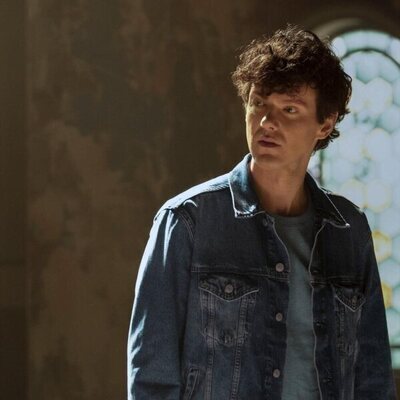 Peter Mark Kendall en 'Watson' de 'Watson'