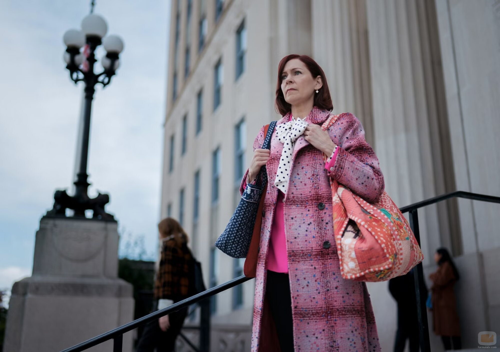 Carrie Preston en la temporada 2 y el capítulo 07 de 'Elsbeth'