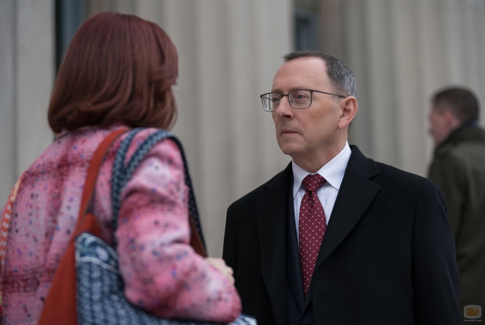 Michael Emerson en 2x07 titulado 'Una mujer enfadada' de 'Elsbeth'