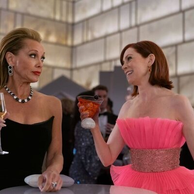 Vanessa Williams y Carrie Preston en 2x04 titulado 'Los diamantes son para Elsbeth' de 'Elsbeth'