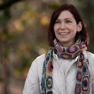 Carrie Preston en 'Ni sano ni salvo' de 'Elsbeth'