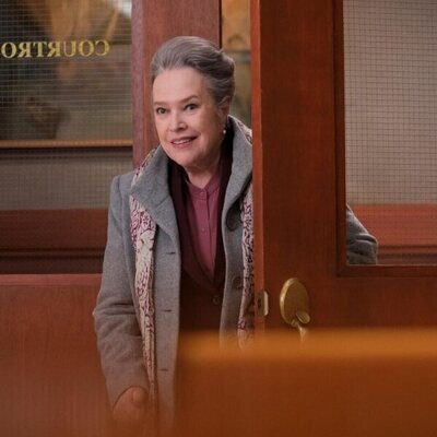 Kathy Bates en 'Piloto' de 'Matlock'