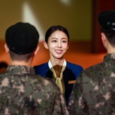 Hong Seo-hui en el 1x01 de 'Newtopia'