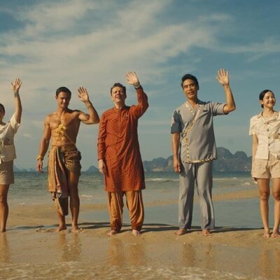 Still de Capítulo 1 titulado 'Same Spirits, New Forms' de 'The White Lotus'