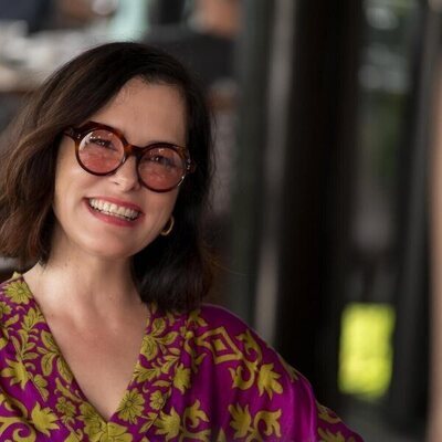 Parker Posey en el 3x02 de 'The White Lotus'