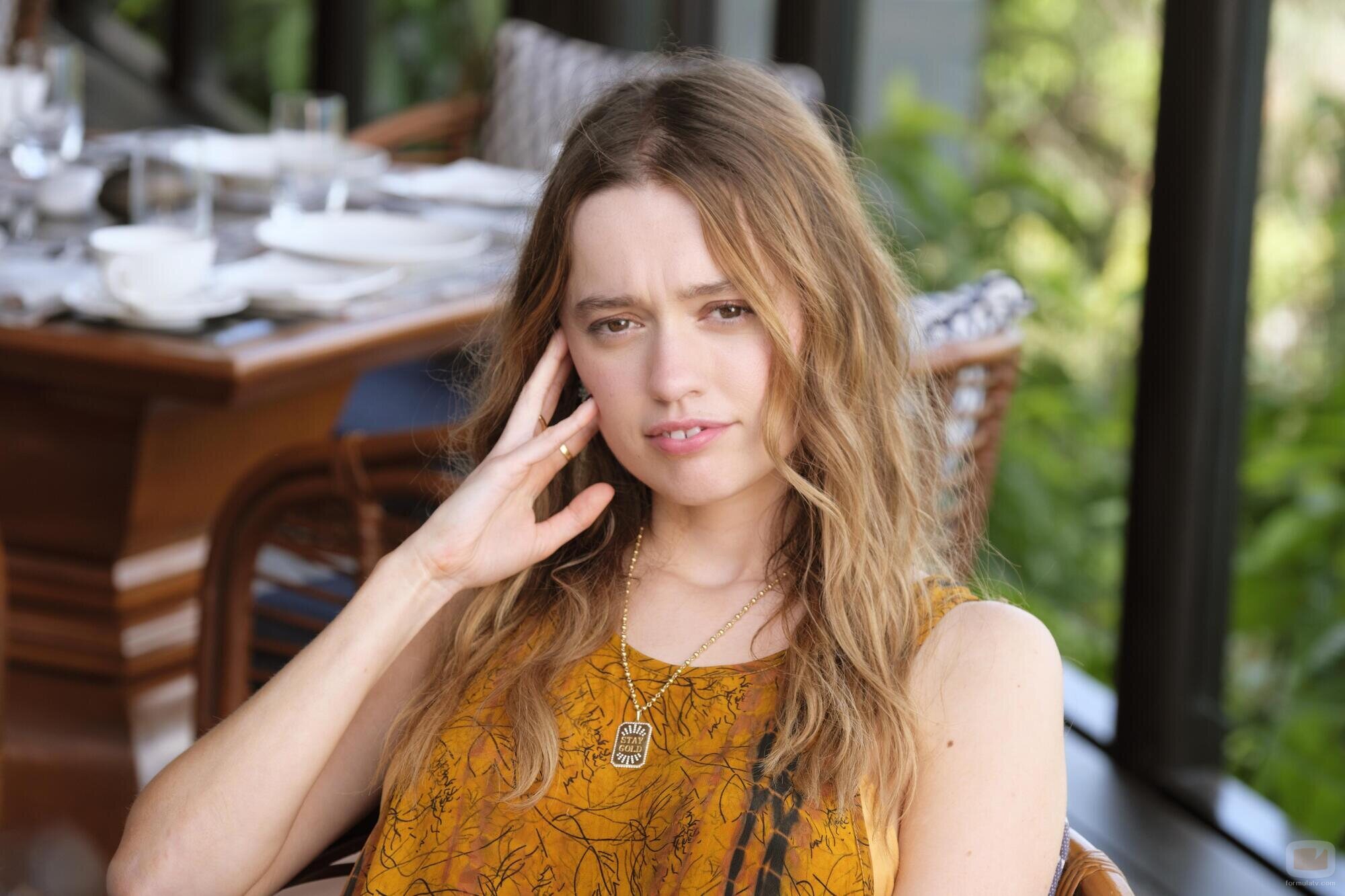 Aimee Lou Wood en el 3x02 de 'The White Lotus'