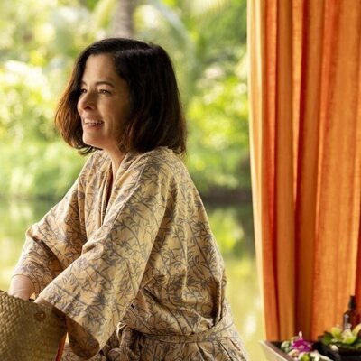 Parker Posey en la temporada 3 y el capítulo 02 de 'The White Lotus'