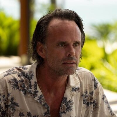 Walton Goggins en Capítulo 2 titulado 'Special Treatments' de 'The White Lotus'