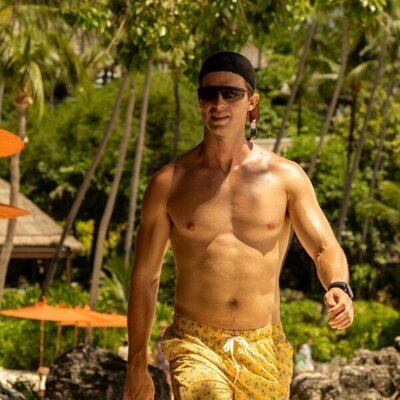 Patrick Schwarzenegger en Capítulo 2 titulado 'Special Treatments' de 'The White Lotus'