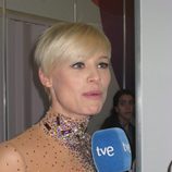 Soraya habla para los micrófonos de TVE