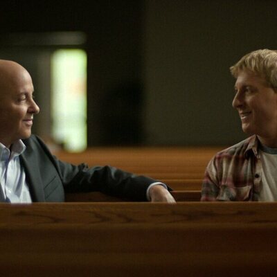 William Zabka en 6x12 'Fuera de juego' de 'Cobra Kai'