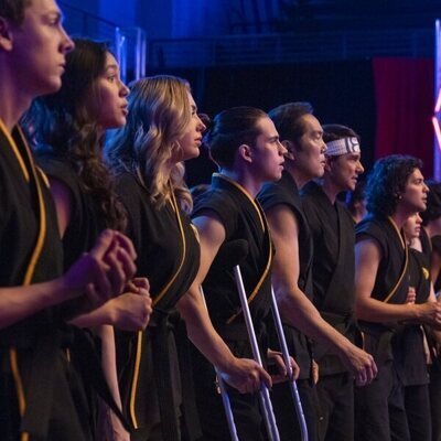 Still de Capítulo 15 titulado 'Exdegenerado' de 'Cobra Kai'