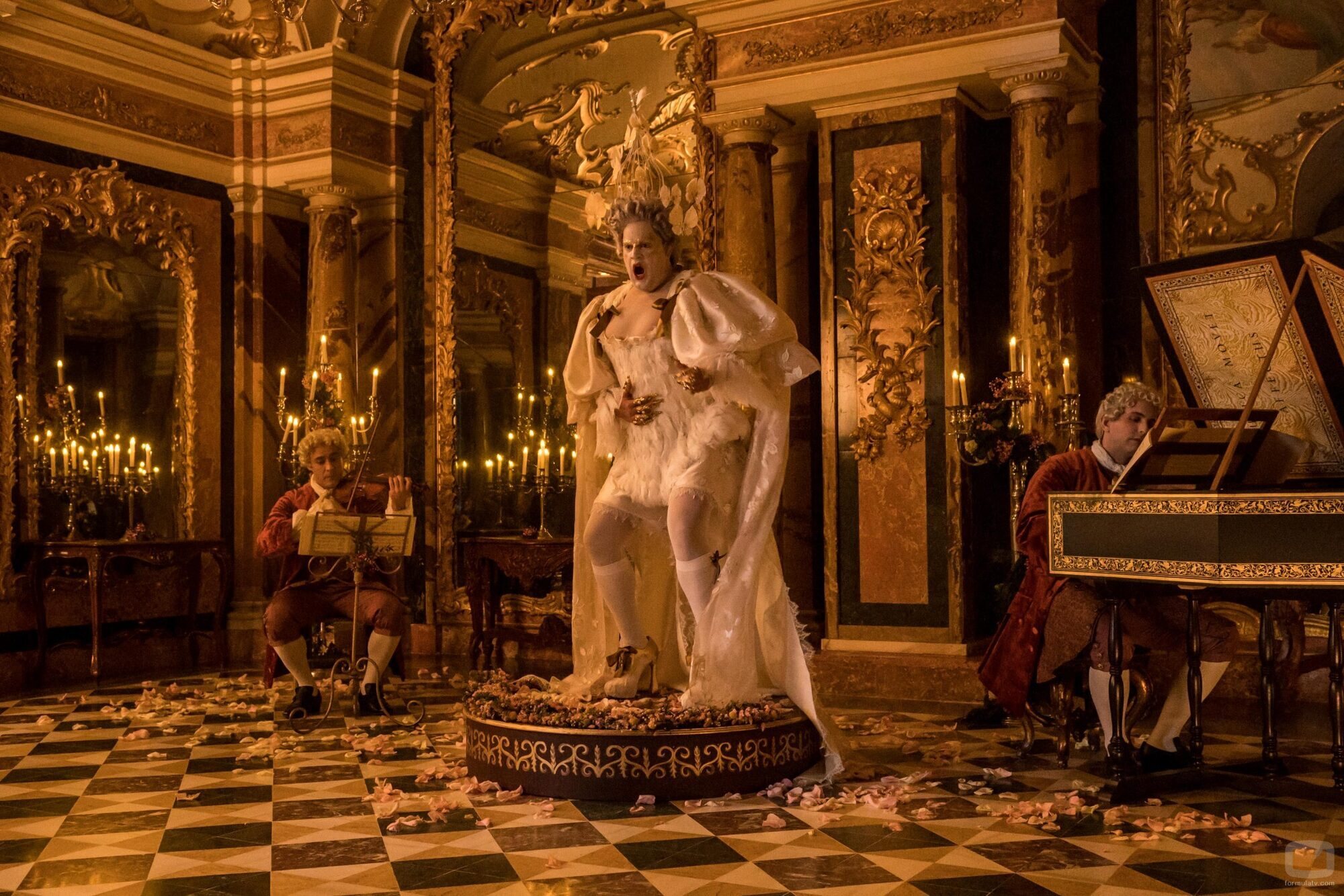 Foto de Carlos González en la temporada 1 y el capítulo 03 de 'La vida breve'