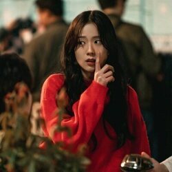 Kim Jisoo en 'Episodio 3' de 'Newtopia'