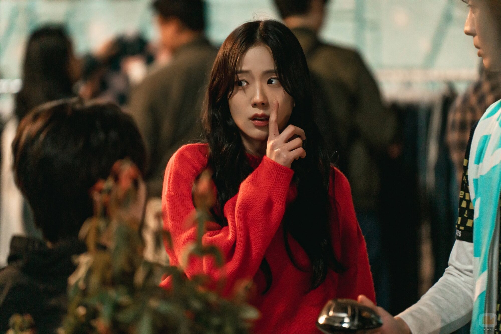Kim Jisoo en 'Episodio 3' de 'Newtopia'
