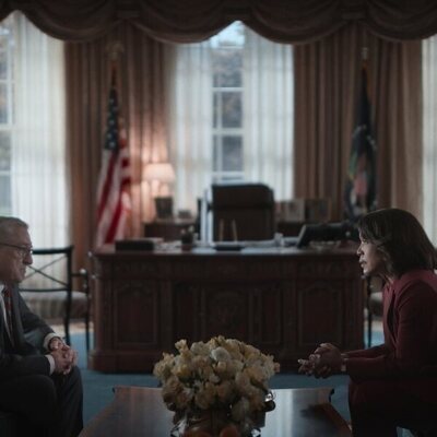 Angela Bassett y Robert De Niro en 1x01 titulado 'Episodio 1' de 'Día cero'