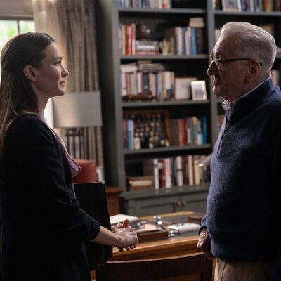 Robert De Niro y Hannah Gross en 1x01 'Episodio 1' de 'Día cero'