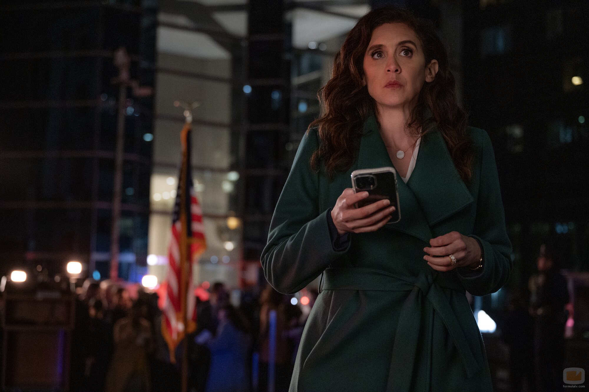Mozhan Navabi en 1x02 titulado 'Episodio 2' de 'Día cero'