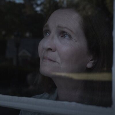 Joan Allen en la temporada 1 y el capítulo 02 de 'Día cero'