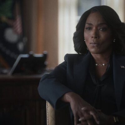 Angela Bassett en 1x04 titulado 'Episodio 4' de 'Día cero'