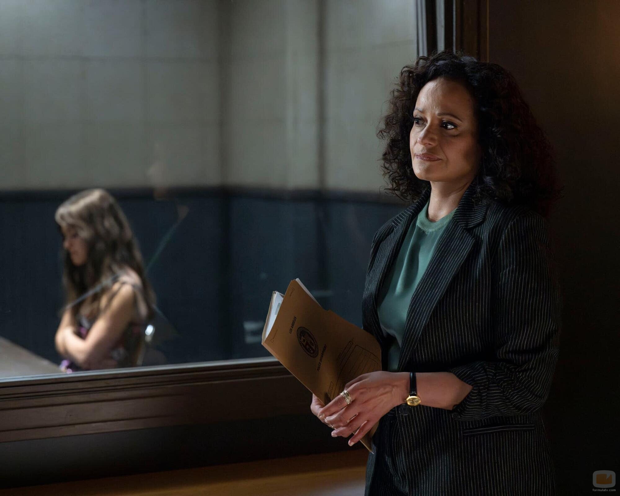 Foto de Judy Reyes en 1x06 'Resaca' de 'High Potential'