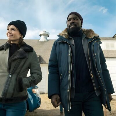 Mike Colter y Katja Herbers en 'Cómo hacer la matanza de un cerdo' de 'Evil'