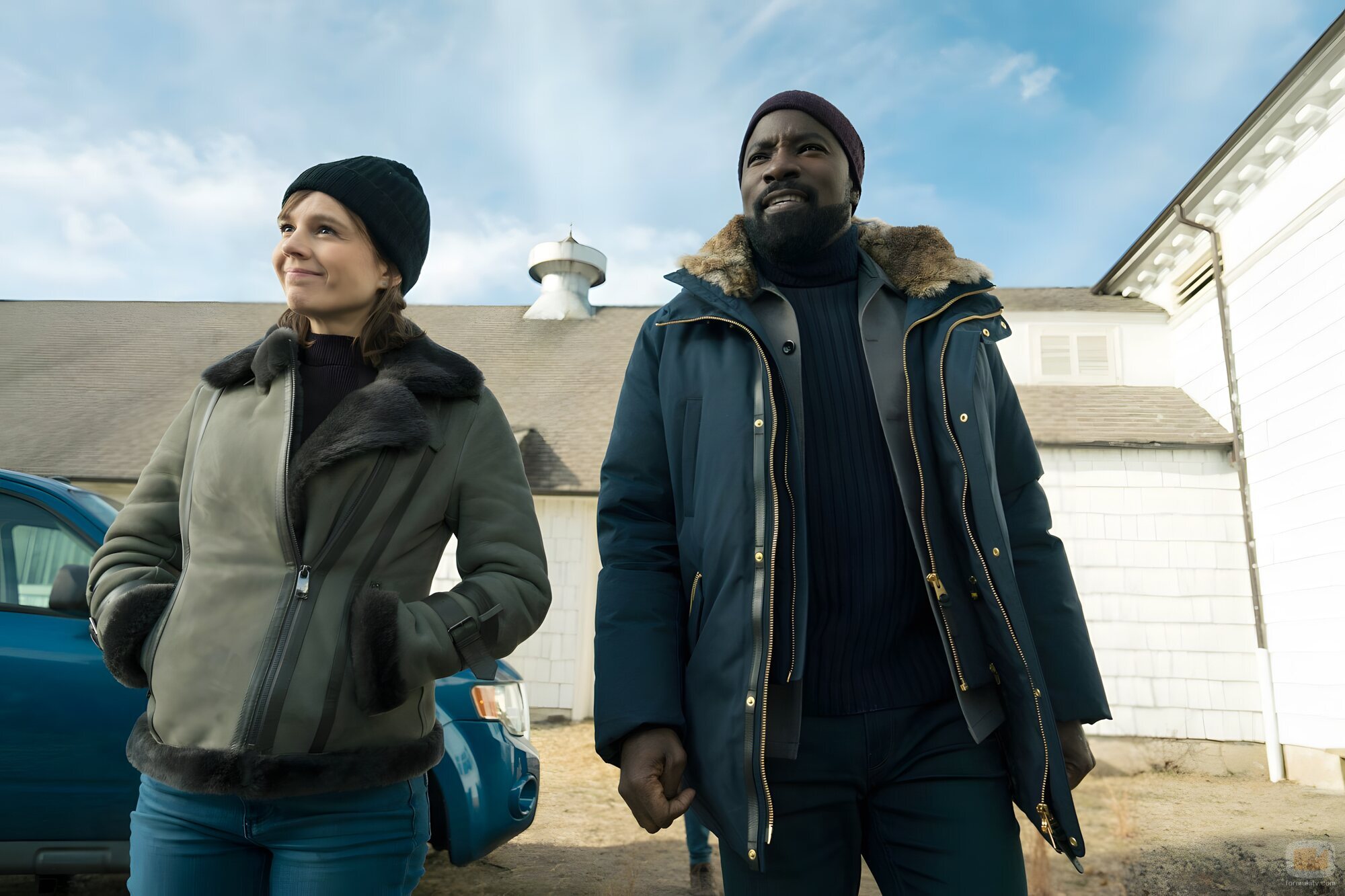 Mike Colter y Katja Herbers en 'Cómo hacer la matanza de un cerdo' de 'Evil'