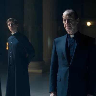 Denis O'Hare en Capítulo 13 titulado 'Miedo a lo profano' de 'Evil'